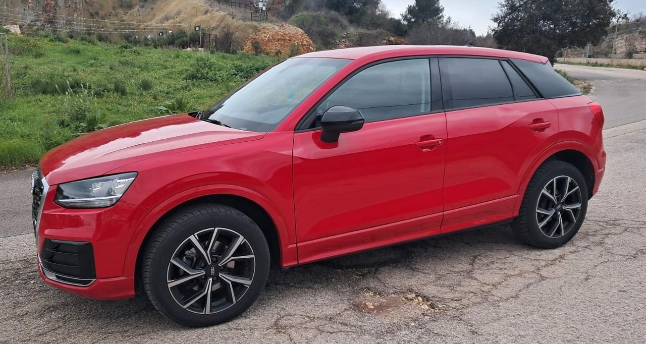 Audi Q2 35 TDI quattro S tronic Admired (Iva Esposta)