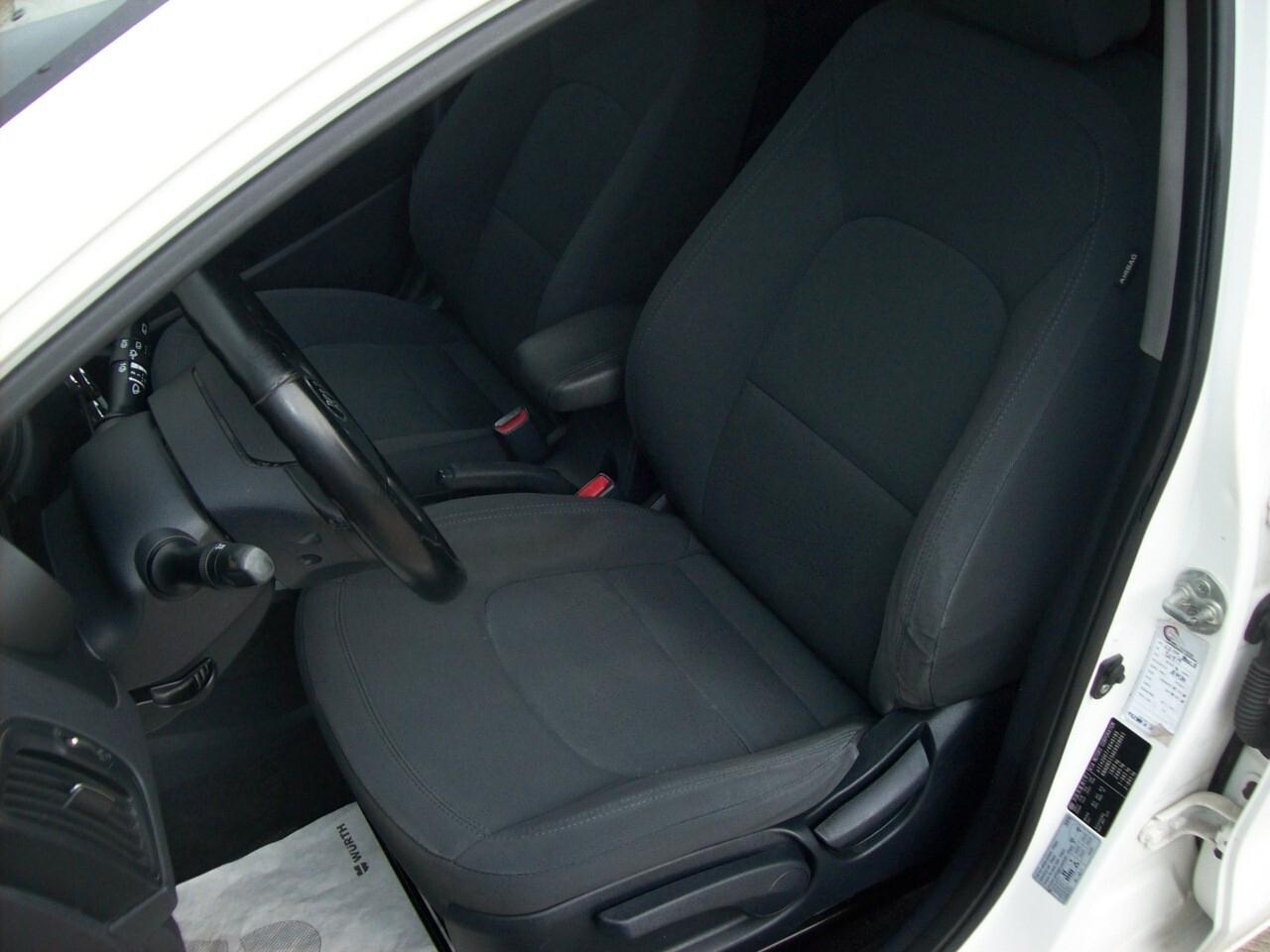 Kia Rio 1.1 CRDi 75CV 5p. Active