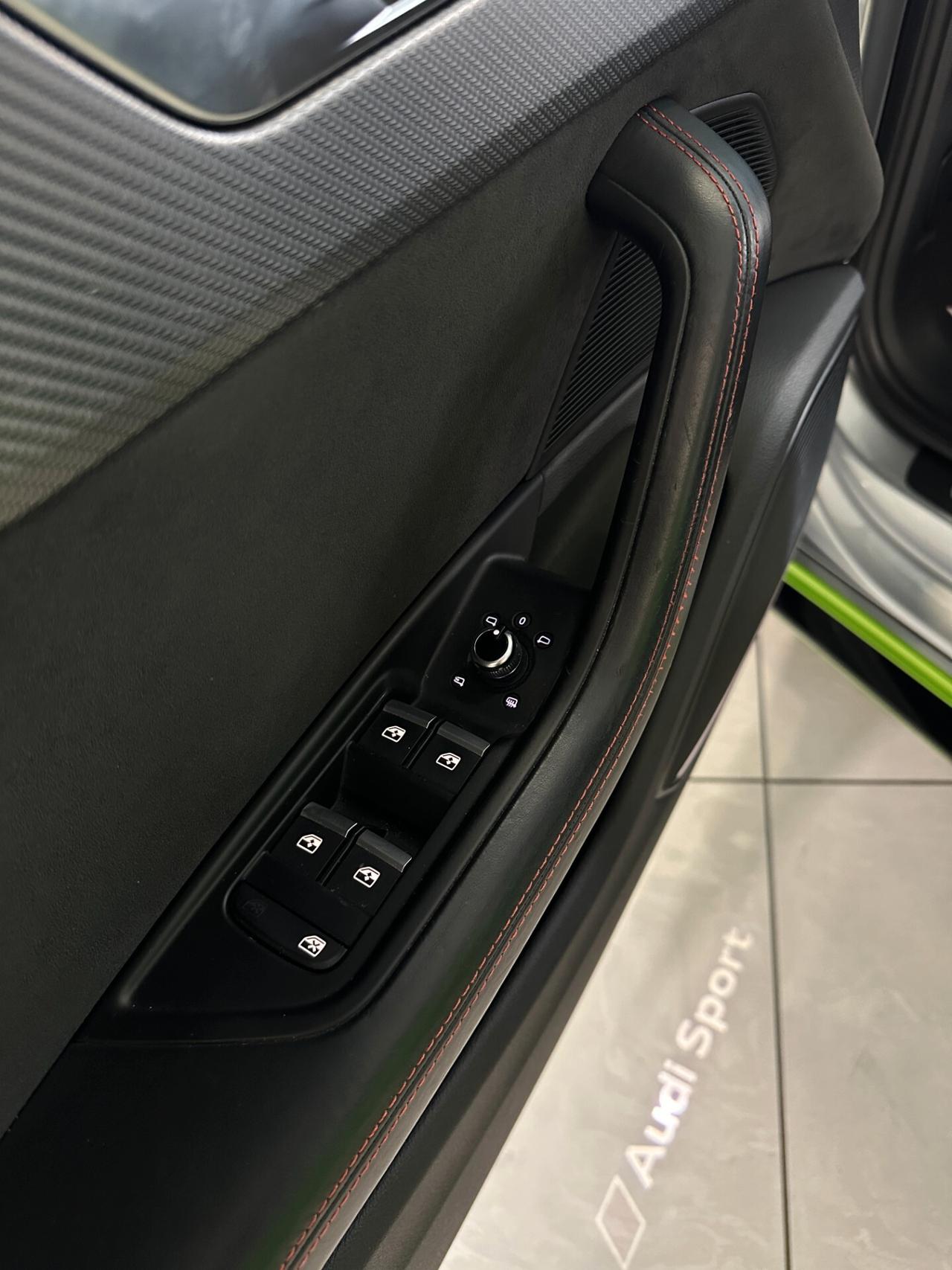 Audi RS4 2.9cc 450cv SediliMassaggianti Matrix B&O Radar TagliandiAudi WRAPPING
