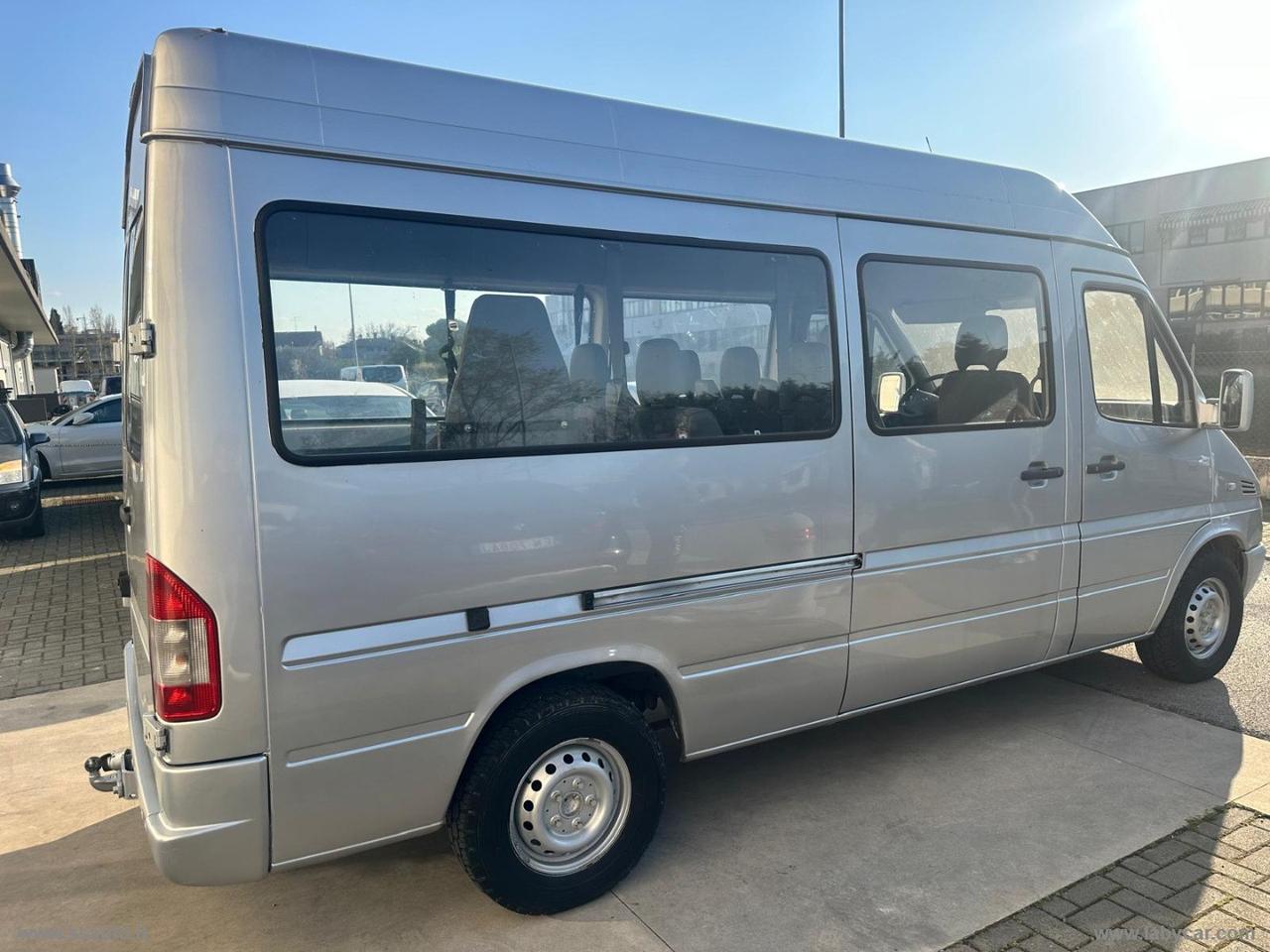 Sprinter K35/28 208 CDI Kombi