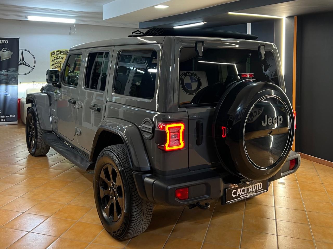 Jeep Wrangler Unlimited 2.2 Mjt II Night Eagle