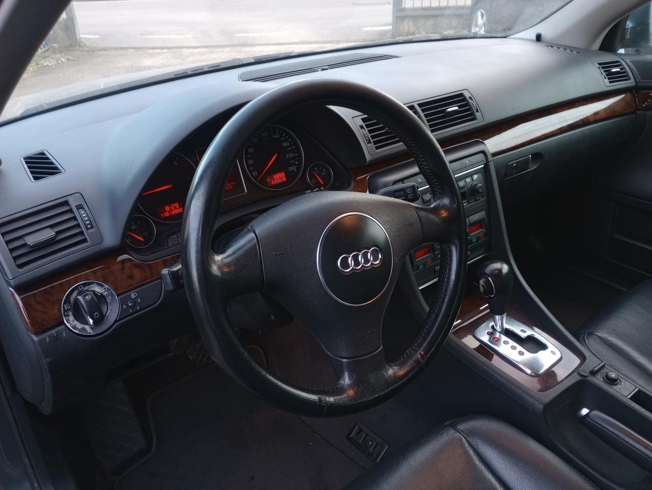 Audi A4 2.5 V6 TDI cat Avant