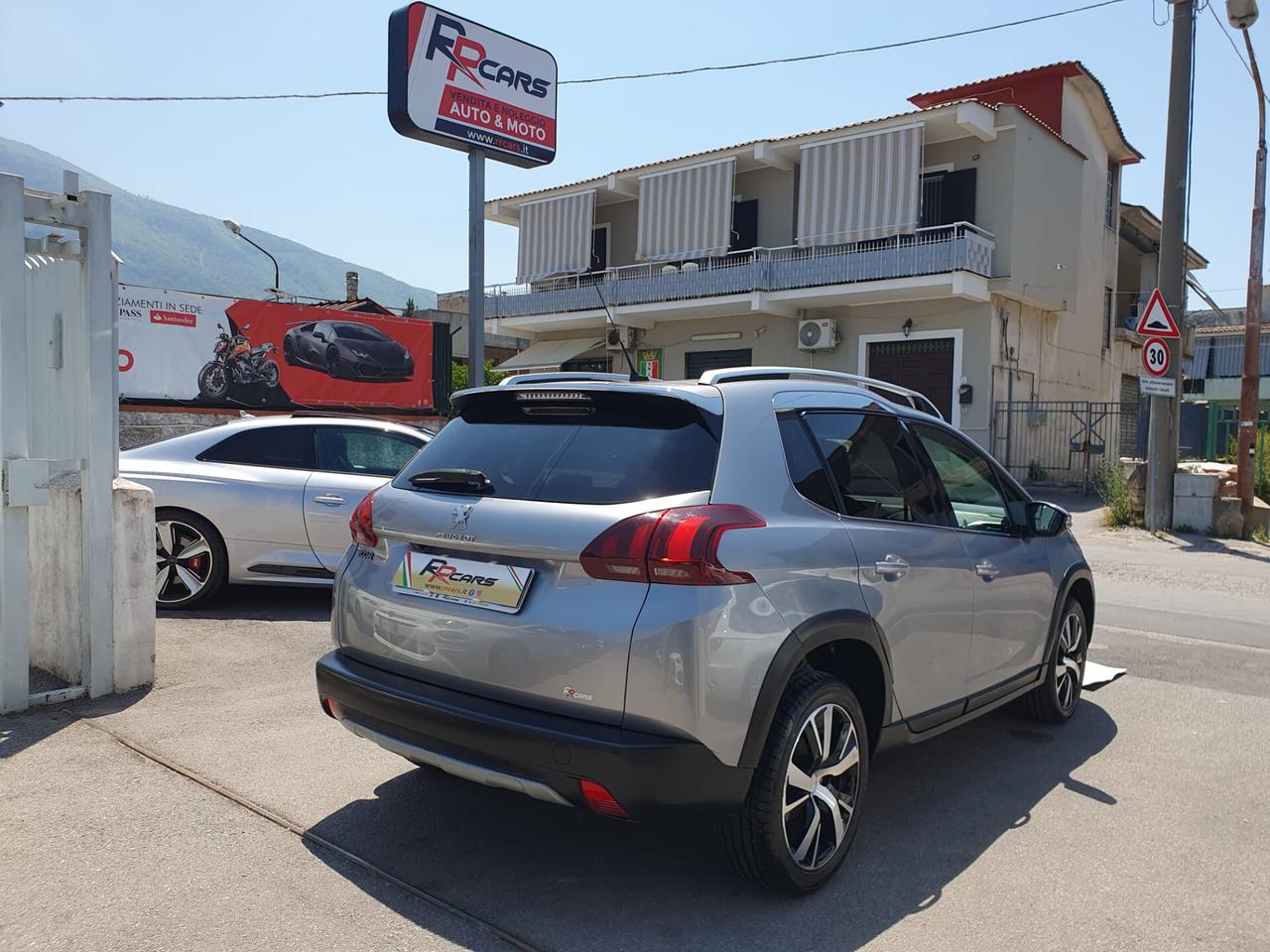 Peugeot 2008 BlueHDi 120 S&S Black Matt
