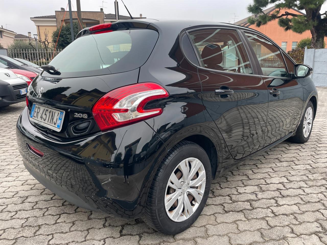 Peugeot 208 1.2 VTi 82 CV 5 porte Active IDONEA NEOPATENTATI