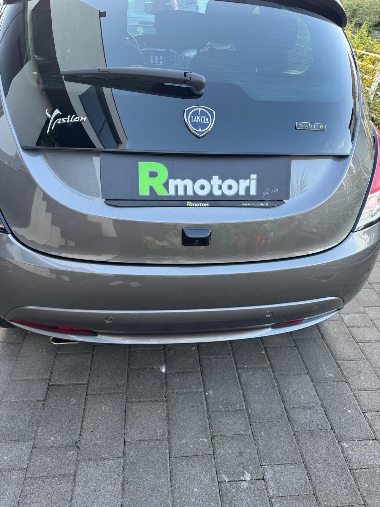 Lancia Ypsilon 1.0 FireFly 5 porte S&S Hybrid Gold