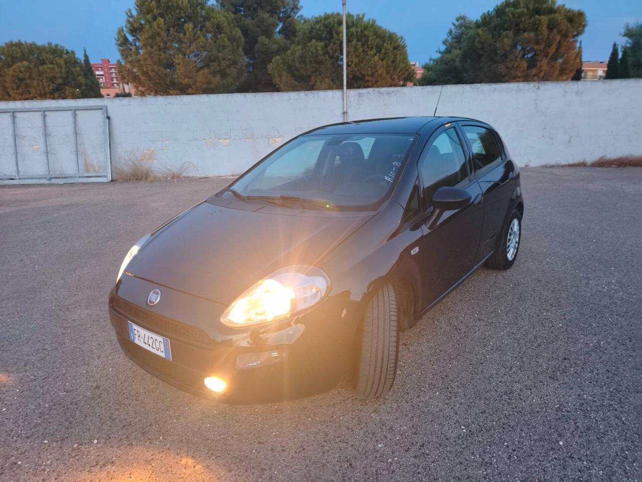 Fiat Punto 1.3 MJT II S&S 95 CV 5 porte Street(12 mesi di garanzia)