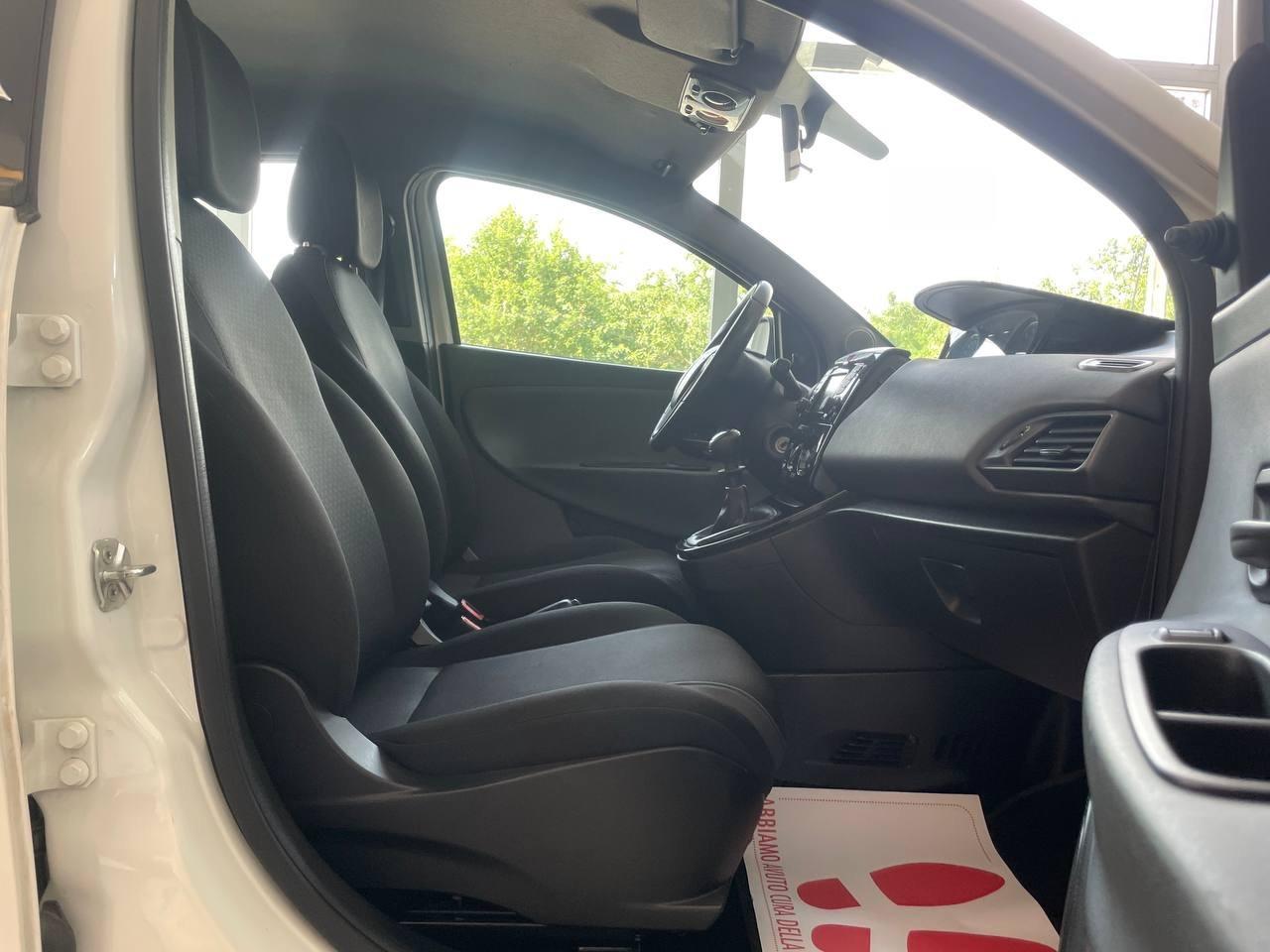 Lancia Ypsilon GPL - Uniproprietario