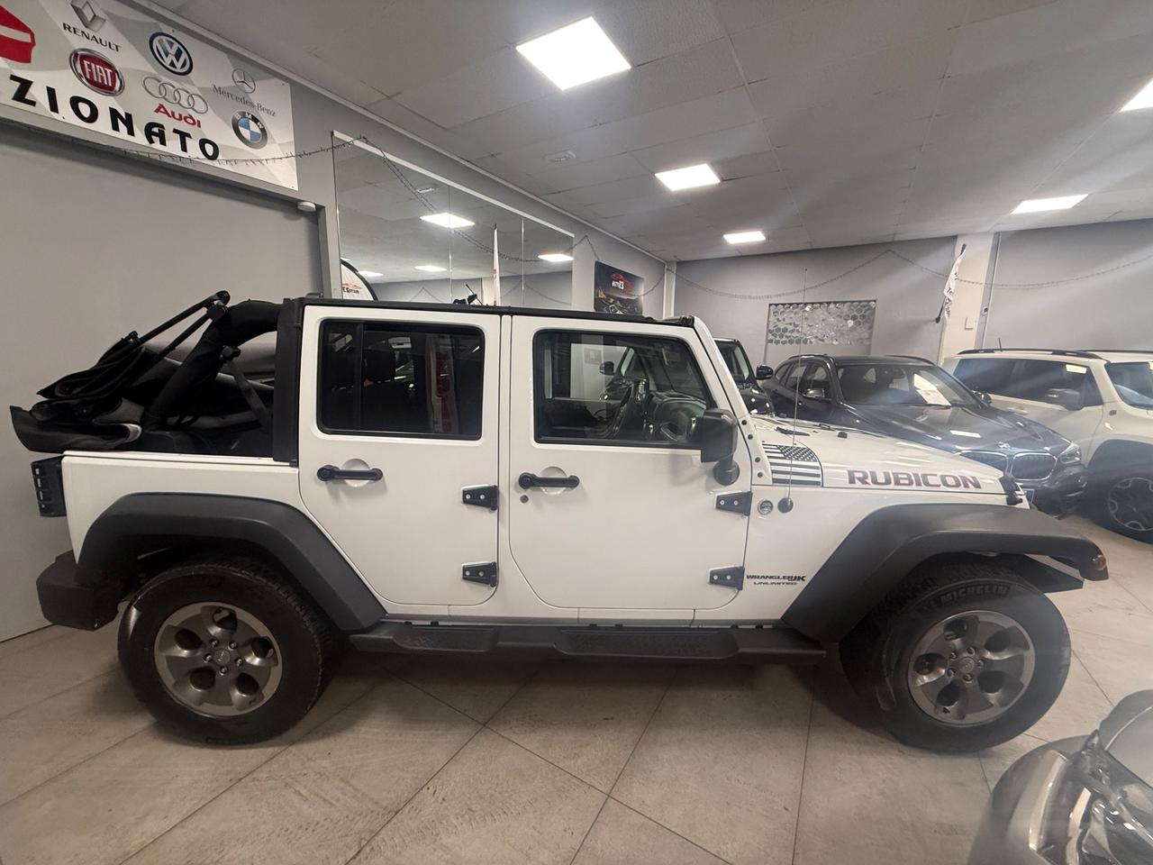 Jeep Wrangler 2.8 CRD DPF Rubicon Auto Soft Top Lungo