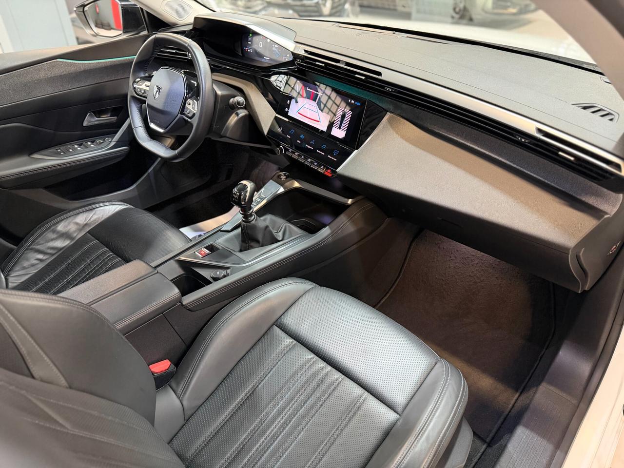 Peugeot 308 BlueHDi 130 S&S SW Allure
