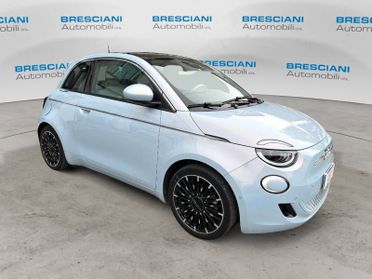 Fiat 500E Berlina 42 kWh La Prima
