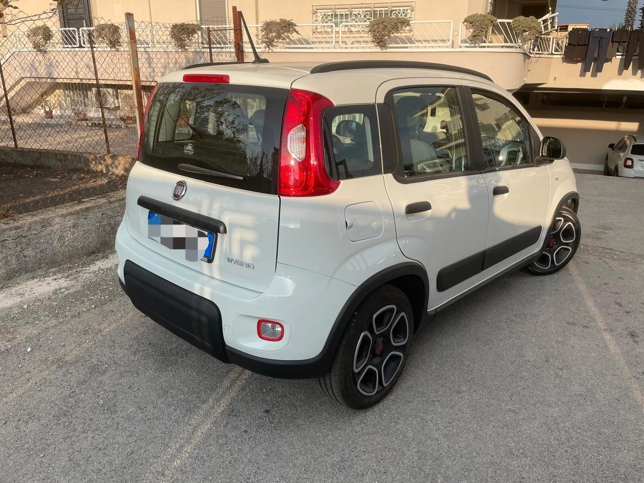 Fiat Panda 1.0 FireFly S&S Hybrid City Cross