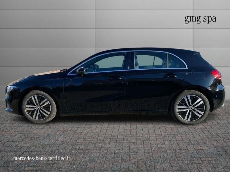 Mercedes-Benz Classe A A 180 d Sport auto