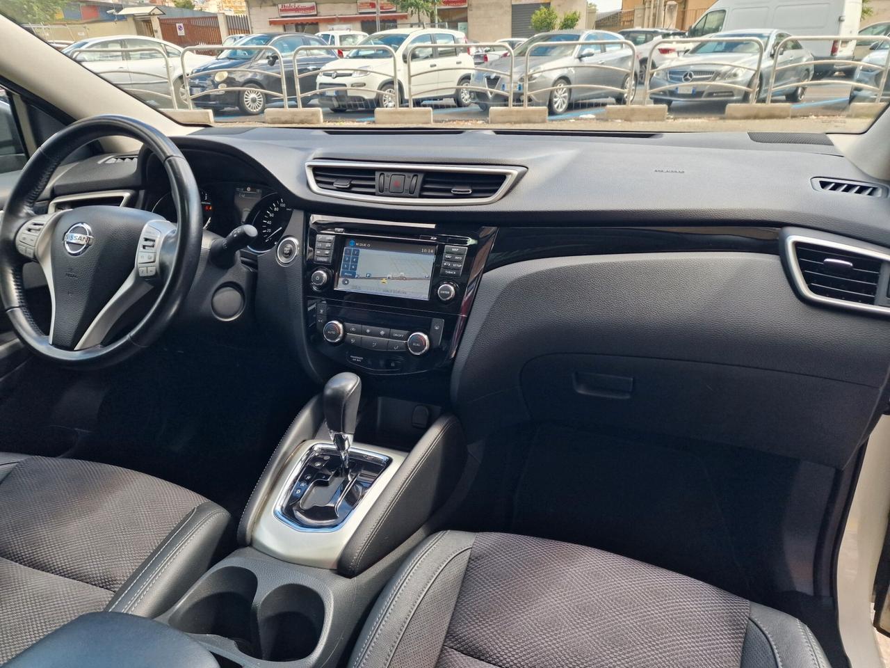 Nissan Qashqai 1.6 dCi 2WD Tekna AUTOMATICA Tetto Panoramico