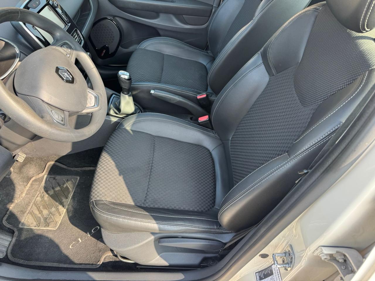 Renault Clio dCi 8V 75 CV Start&Stop 5 porte Energy Duel neopatentati