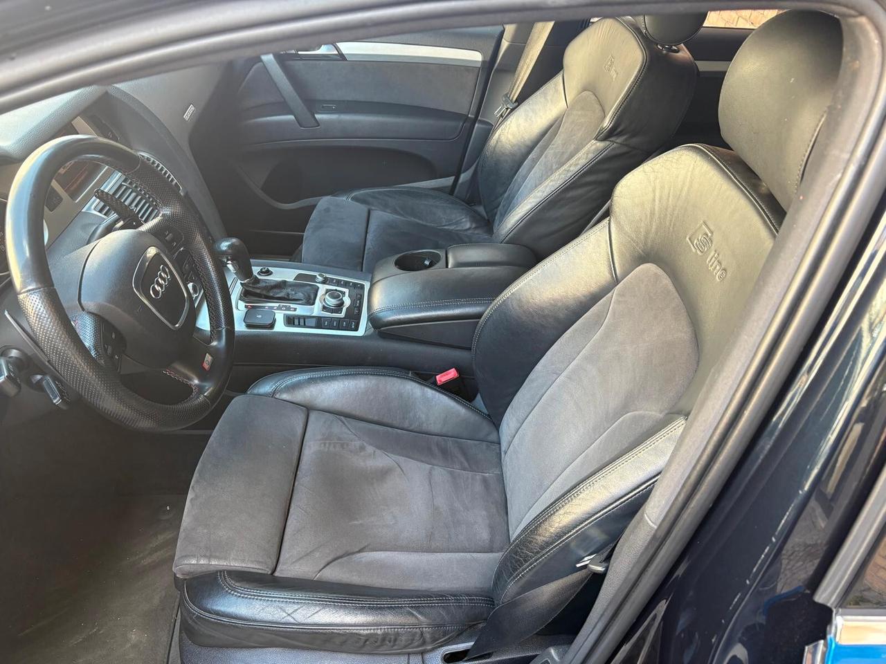 Audi Q7 4.2 V8 TDI quattro tiptronic