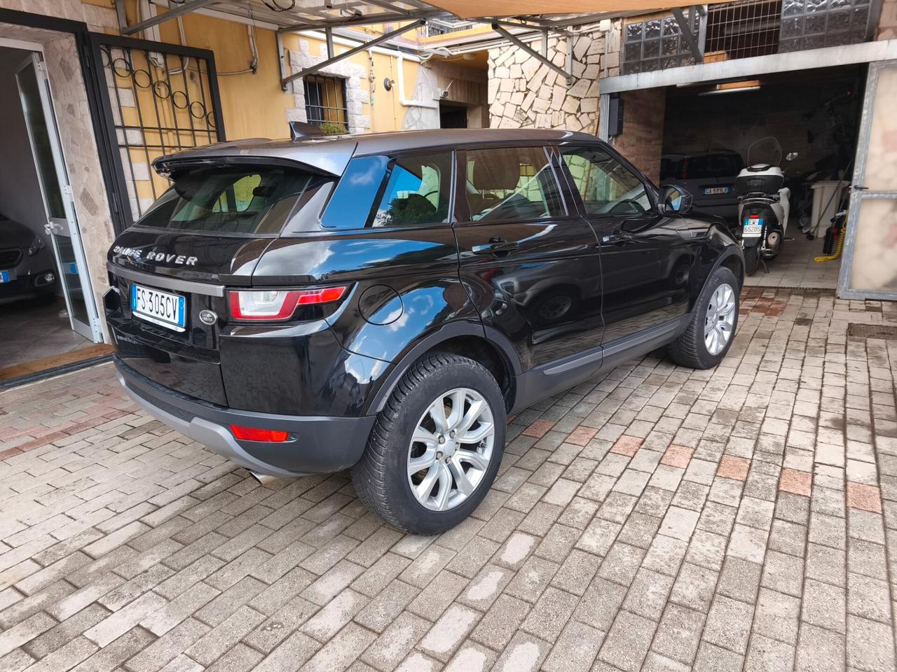 Land Rover Range Evoque 2.0 TD4 150 CV 5p. SE Dynamic