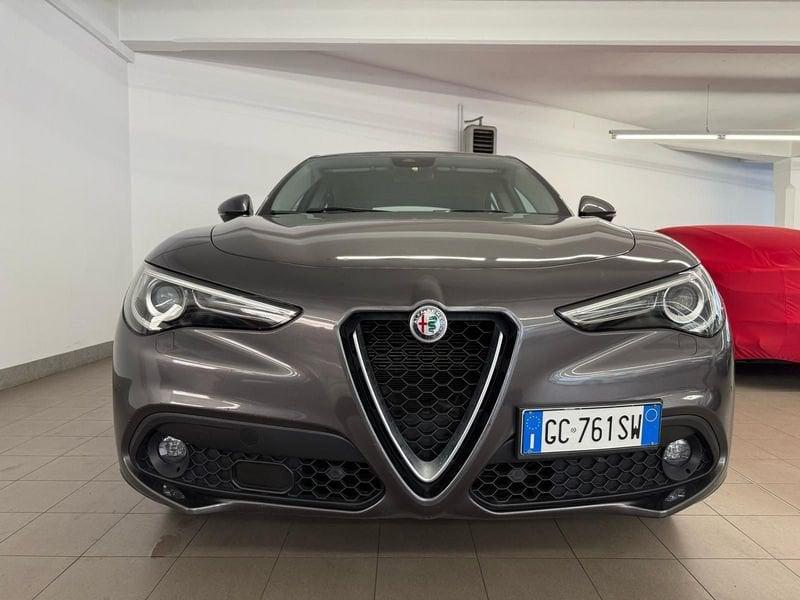 Alfa Romeo Stelvio 2.2 Turbodiesel 160 CV AT8 RWD AUTOCARRO