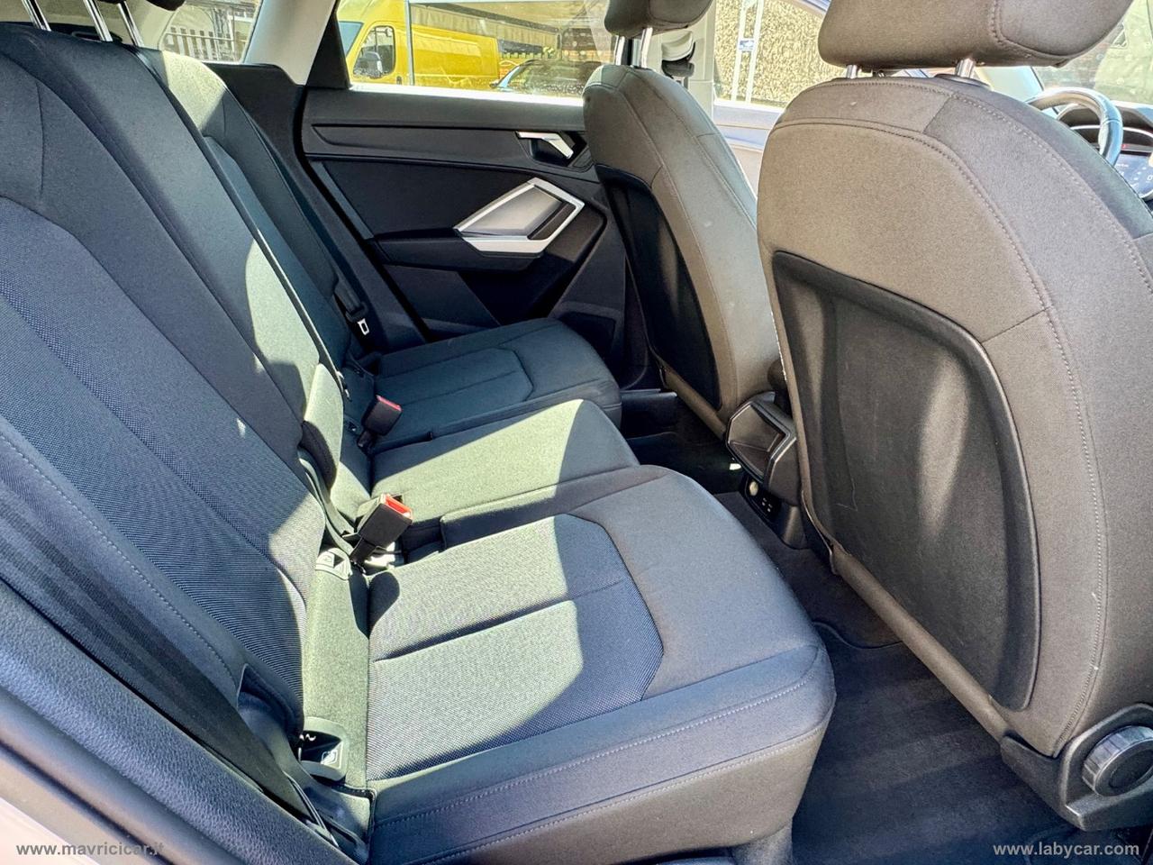 AUDI Q3 35 TDI S tronic