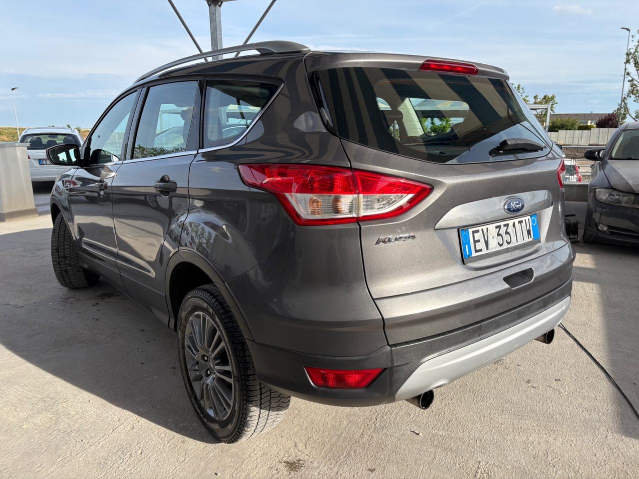 Ford Kuga 2.0 TDCI 140 CV 2WD Titanium