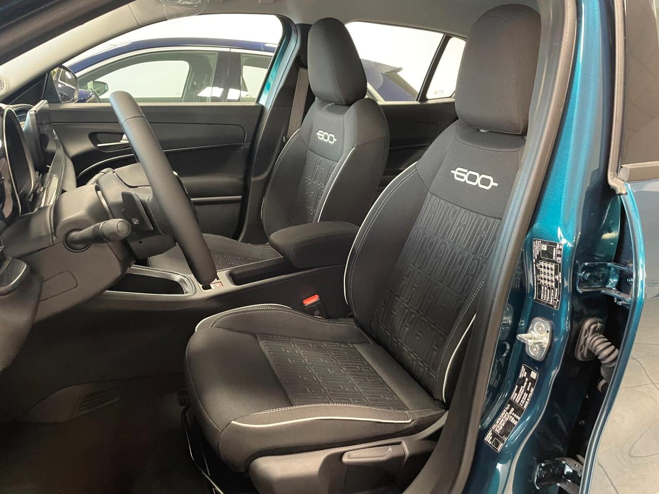 Fiat 600 Hybrid 110 CV DCT MHEV COMFORT PACK PROMO KM 0