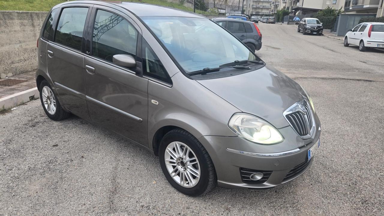 Lancia MUSA 1.3 Multijet 16V 90 CV Oro Plus