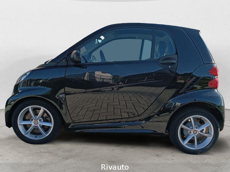 smart fortwo fortwo 1000 52 kW MHD coupé pulse