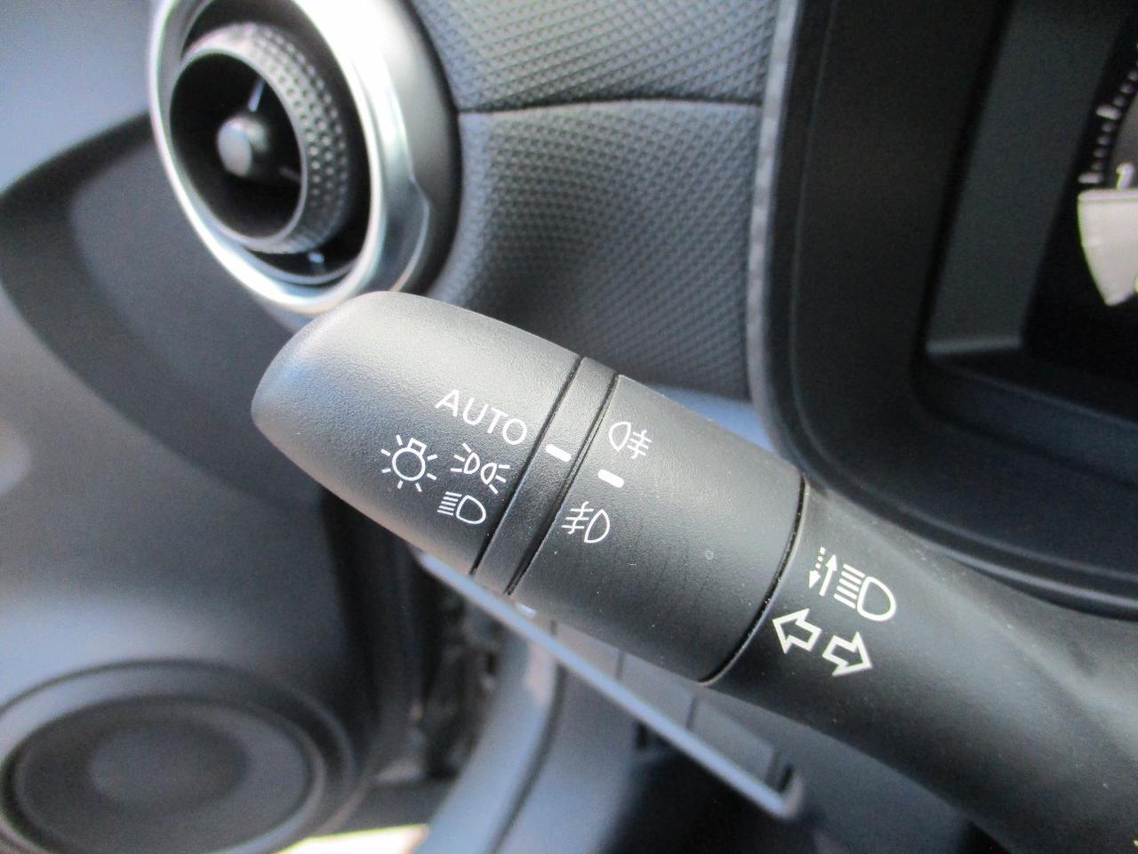 Nissan Juke 1.0 dig-t N-Connecta 114cv - OK NEOPAT./CarPlay