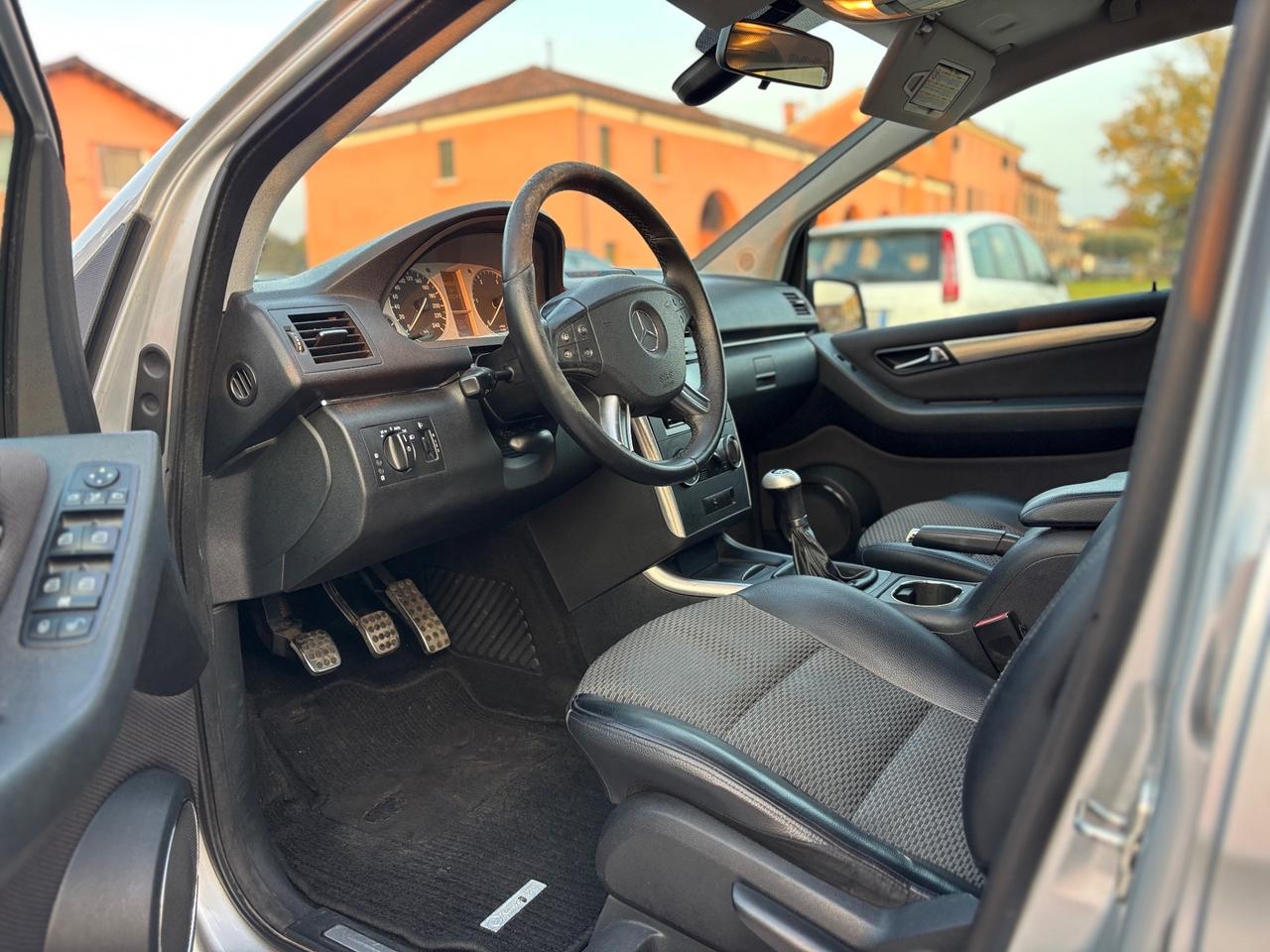 Mercedes-benz B 180 CDI Premium