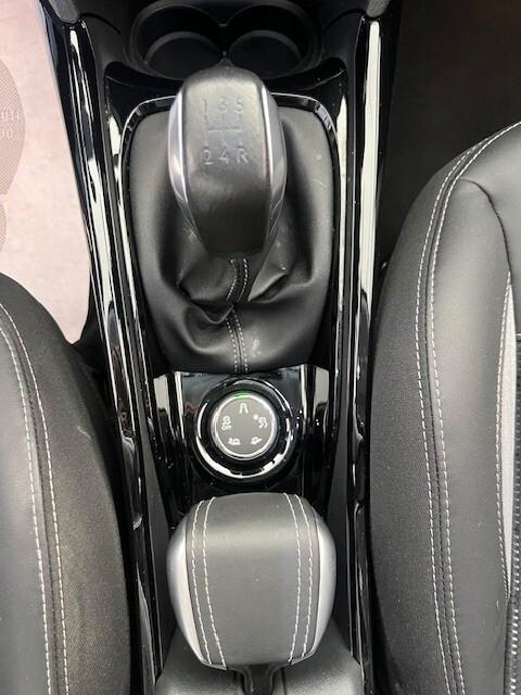 PEUGEOT 2008 1.2 BENZINA ALLURE PARI AL NUOVO UNICO PROPRIETARIO TAGLIANDI PEUGEOT