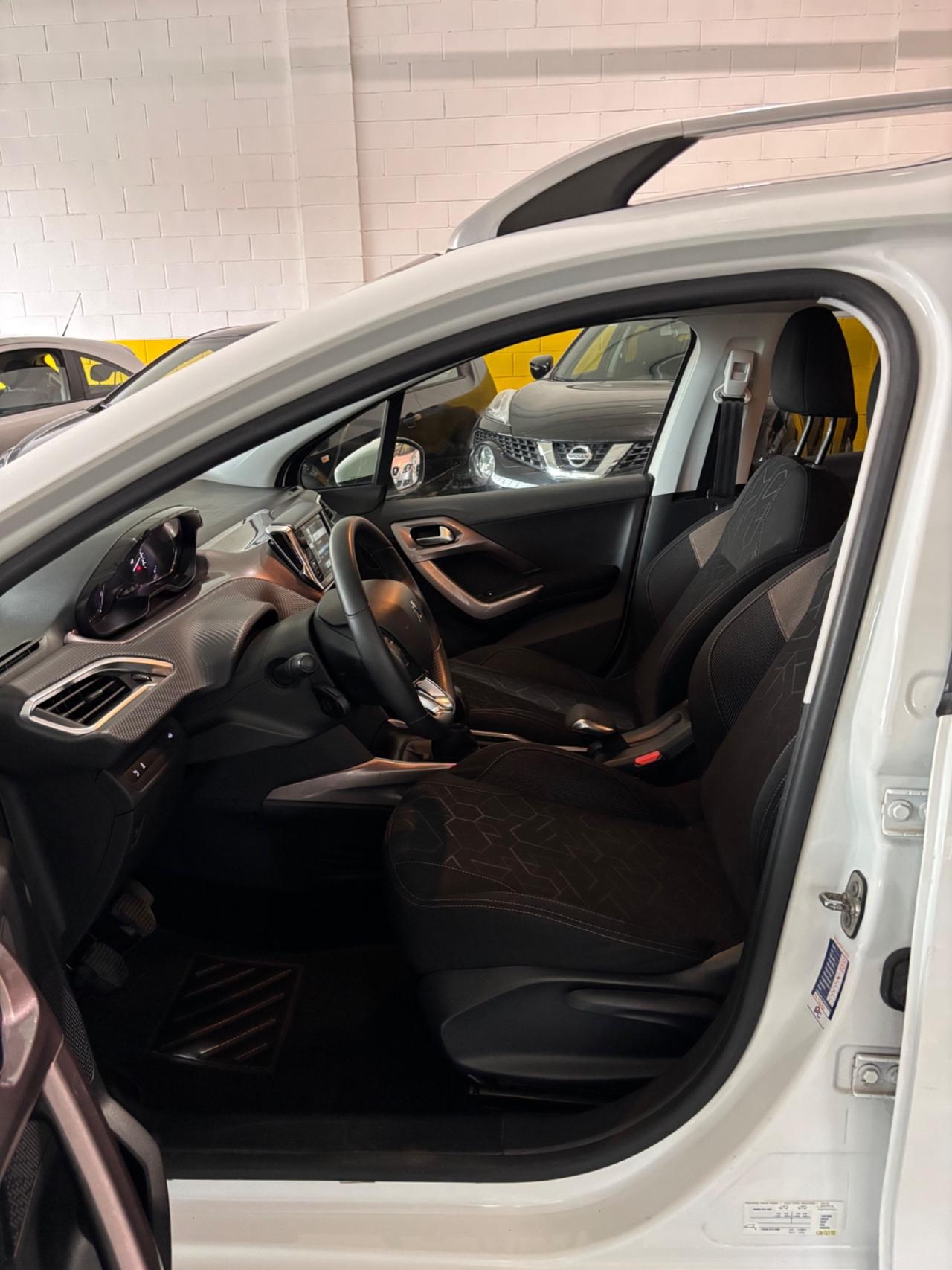 Peugeot 2008 PureTech 82 Active