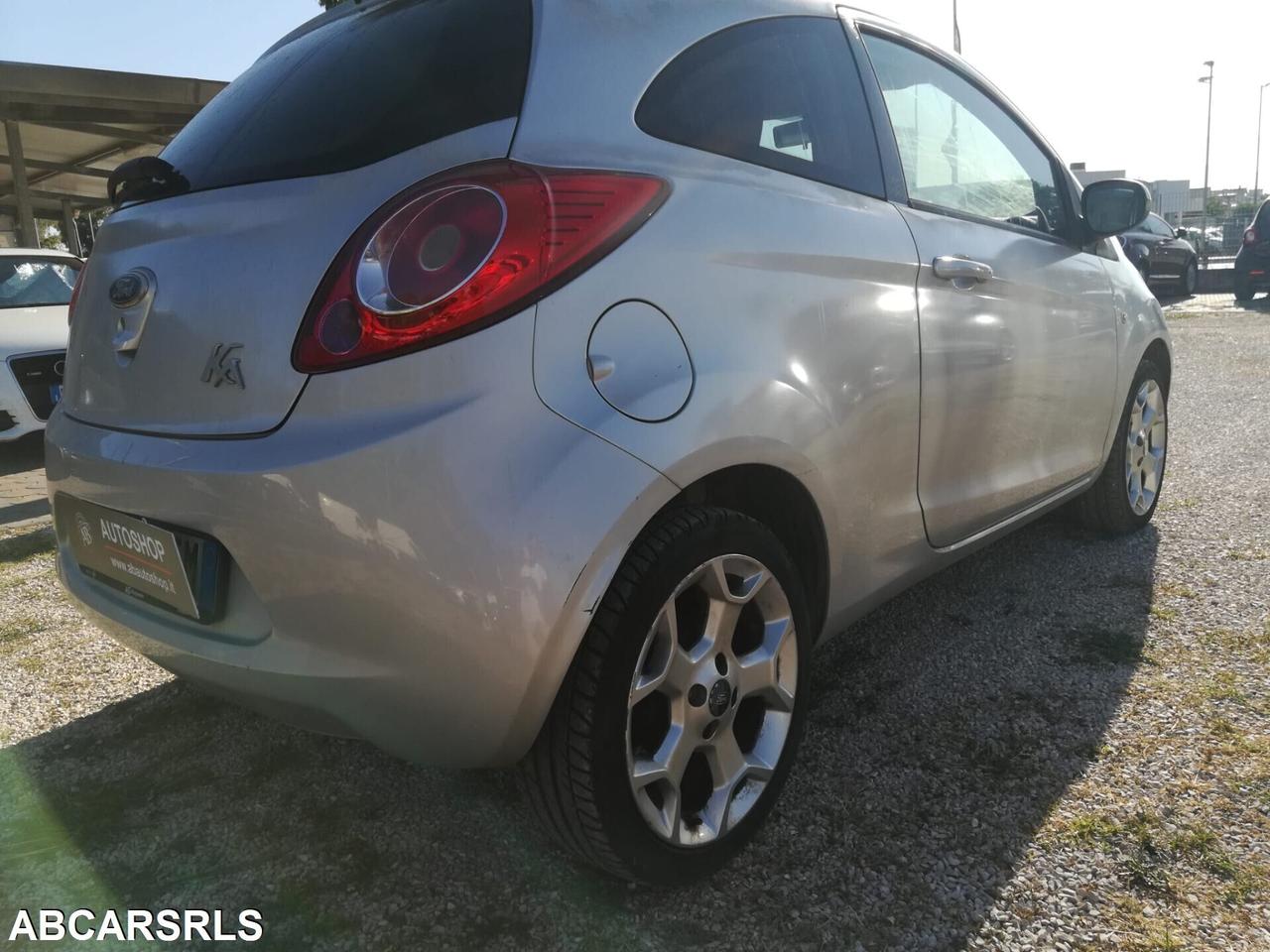 FORD - Ka - 1.2 8V 69CV Titanium - NEOPATENTATI -