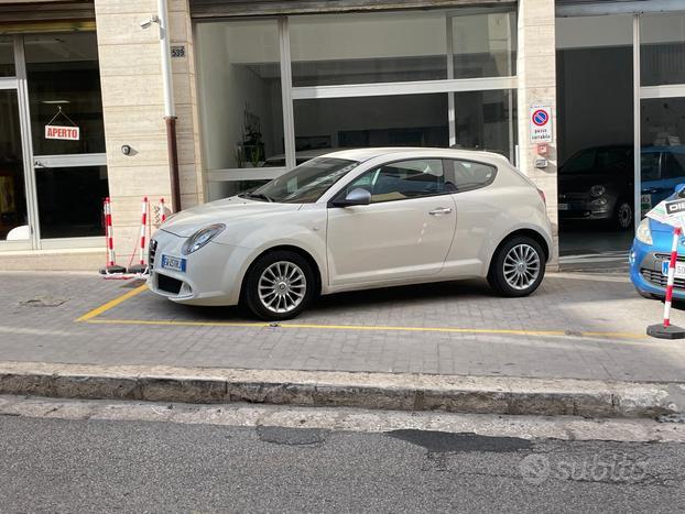 Alfa Romeo MiTo, 1.3 jtdm Distinctive 85cv
