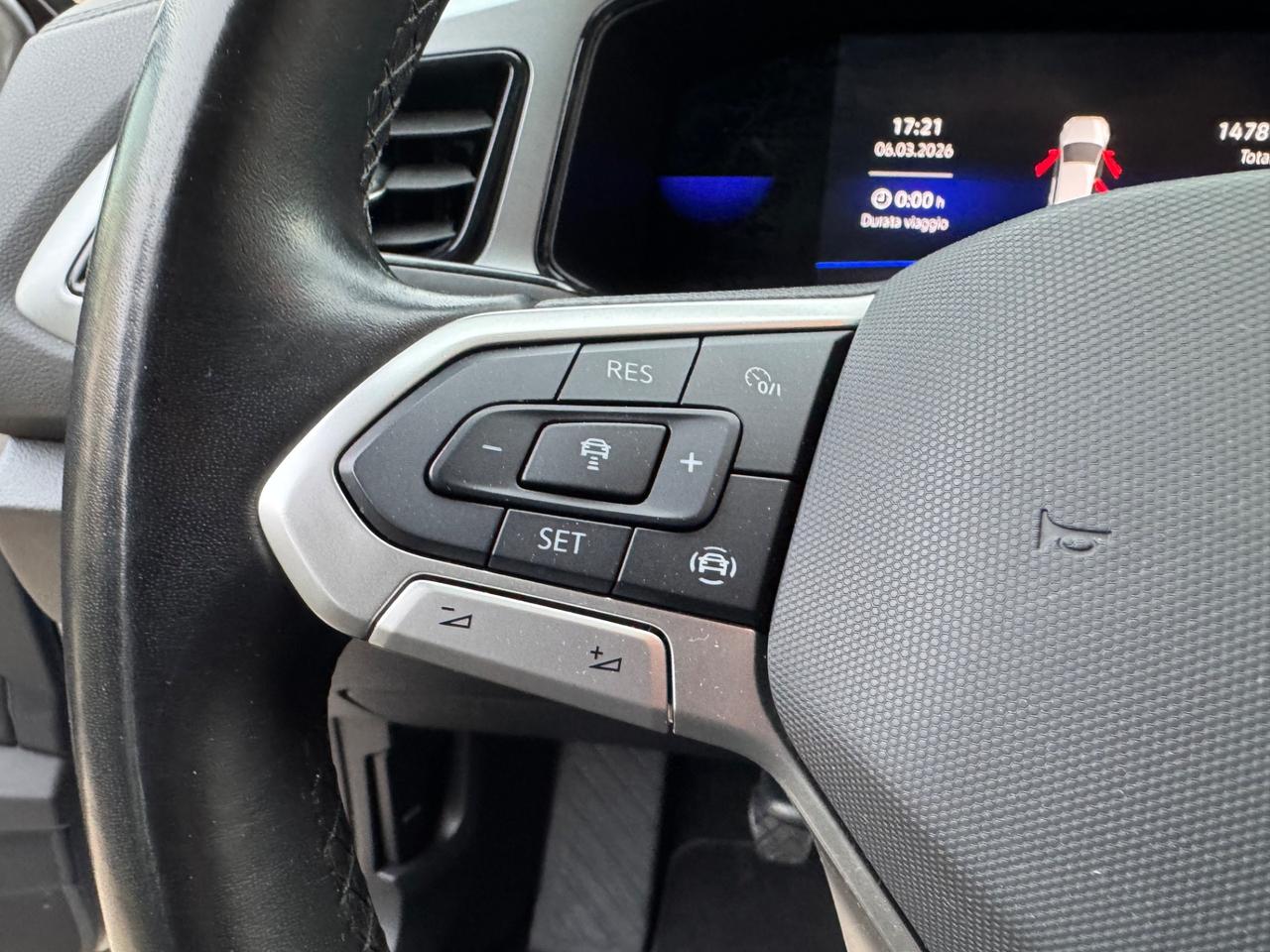 Vw T-Roc 1.0 TSI - FARI LED - CERCHI 17 - 2022