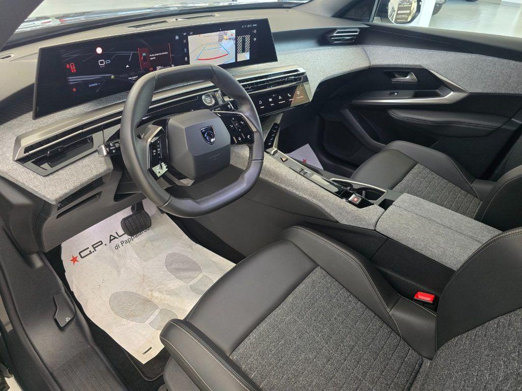 Peugeot 3008 Hybrid 145CV e-DCS6 Allure