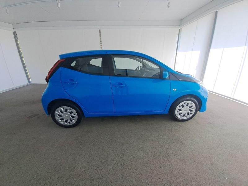 Toyota Aygo 1.0 VVT-i x-play