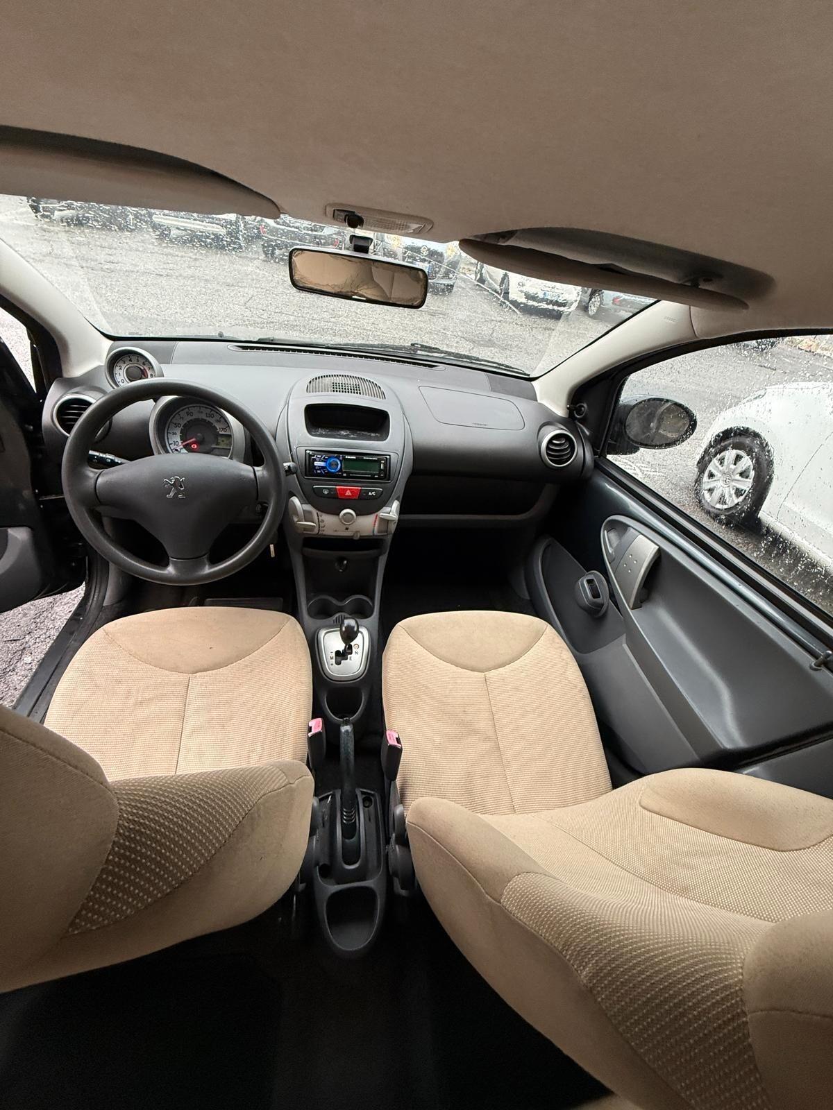 Peugeot 107 1.0 68CV 5p. Plaisir 2Tronic