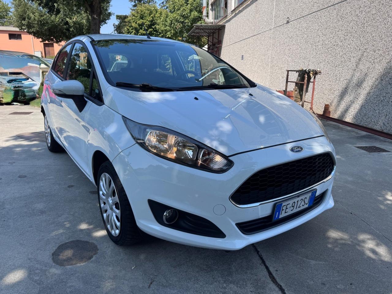 Ford Fiesta 1.4 5p. Bz.- GPL Titanium