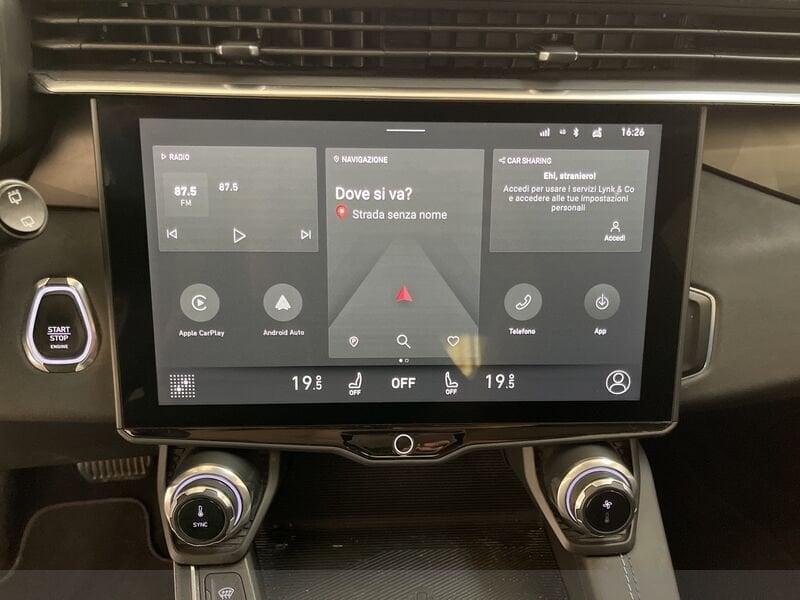 Lynk & Co 01 01 PHEV