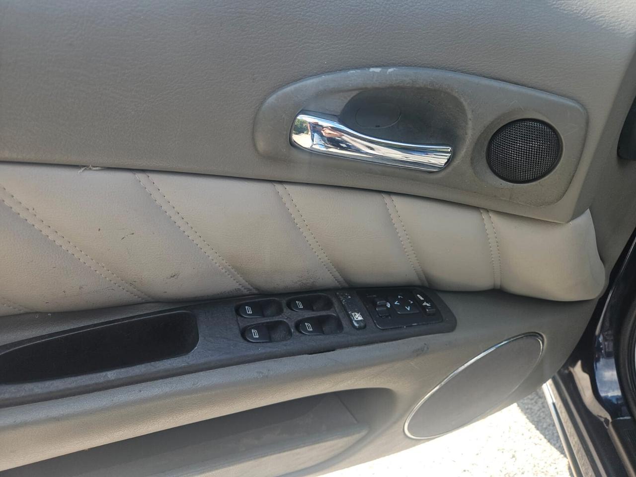 Alfa Romeo 166 2.4 JTD cat Exclusive