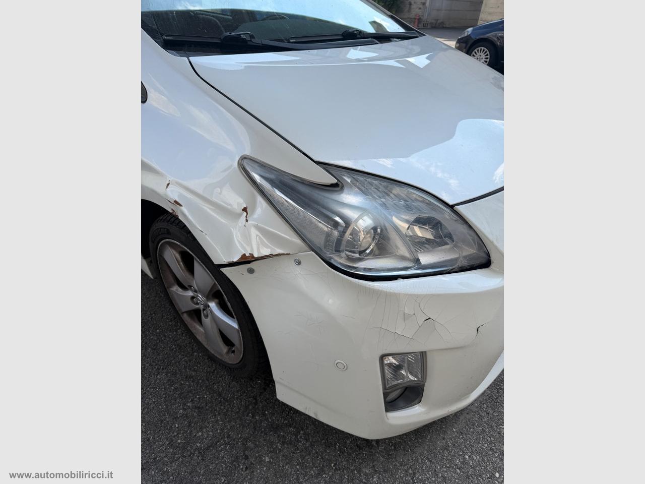 TOYOTA Prius 1.8 Active