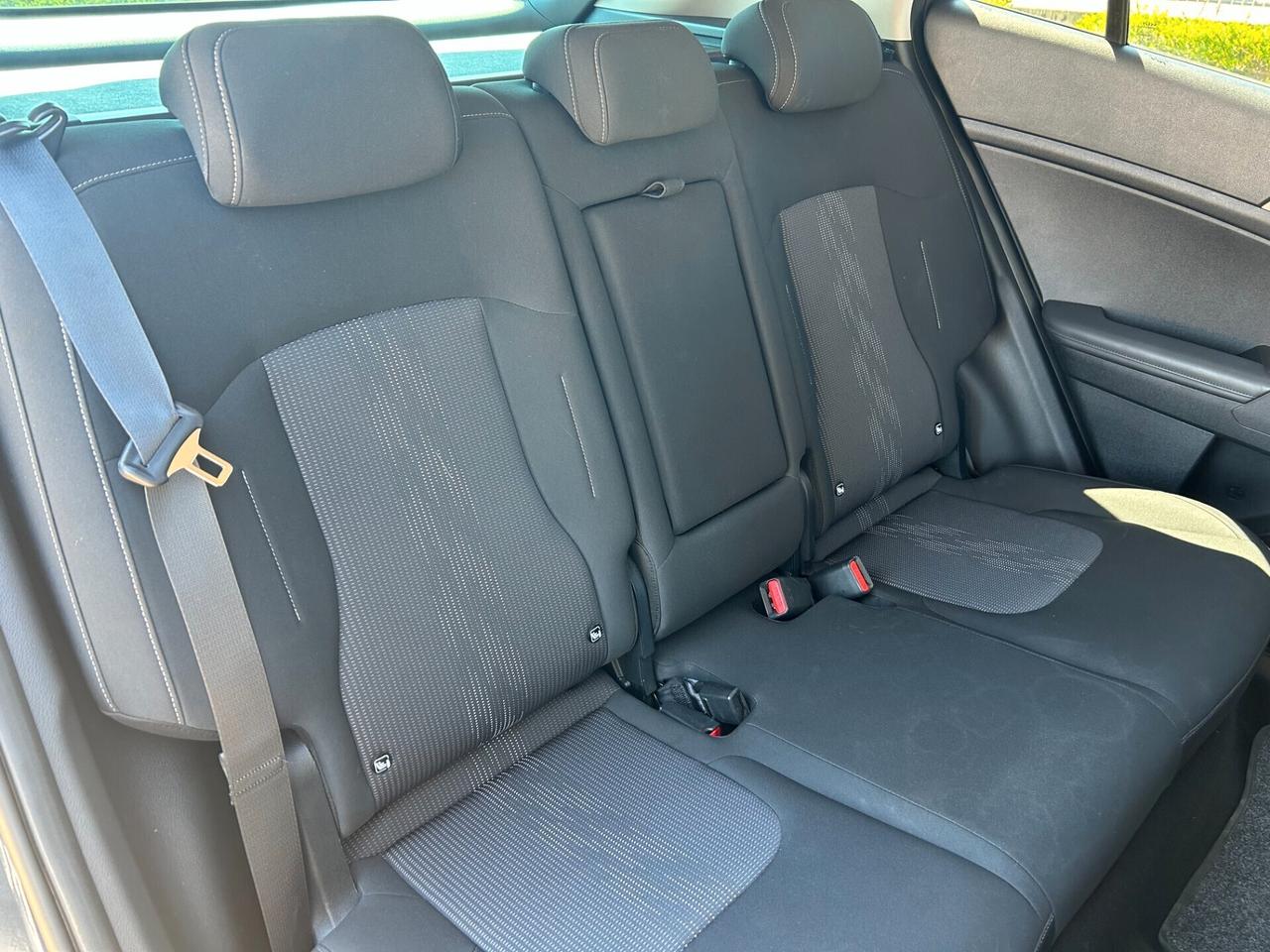 Kia Sportage 1.6 CRDi MHEV DCT Style FULL OPT