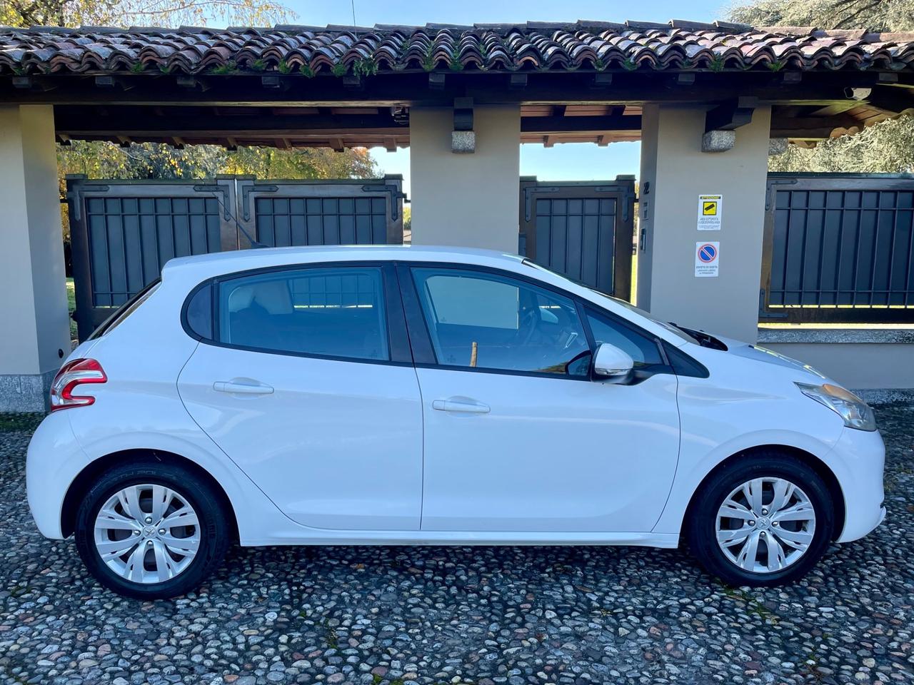 Peugeot 208 1.4 HDi 68 CV 5 porte Van *AUTOCARRO*