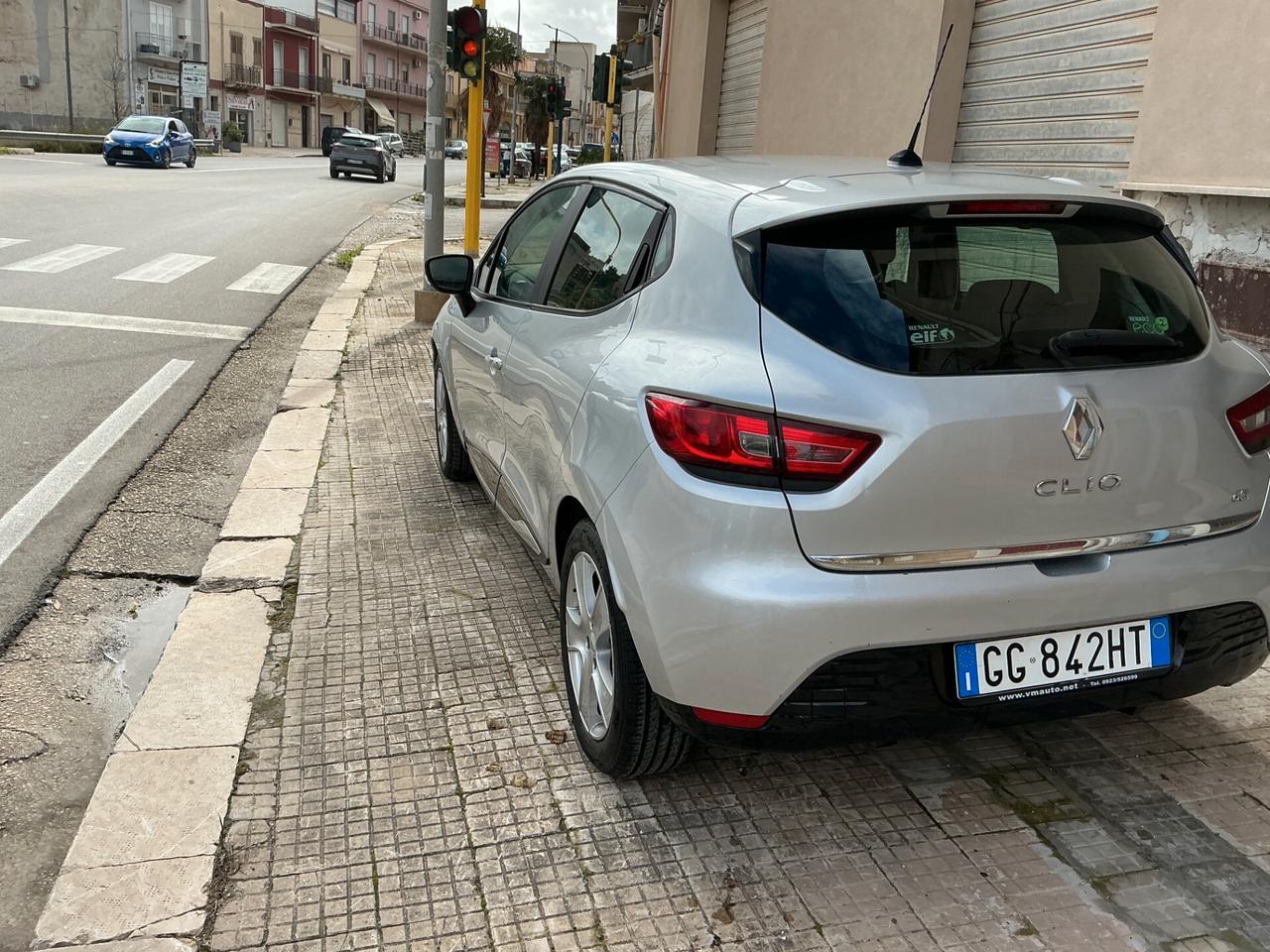 Renault Clio 1.5 dCi 8V 75CV 5 porte Live