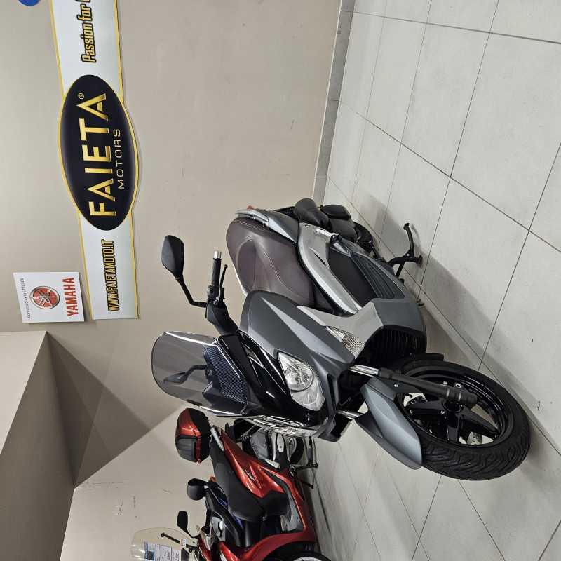 Yamaha X-Max 250 - 2010