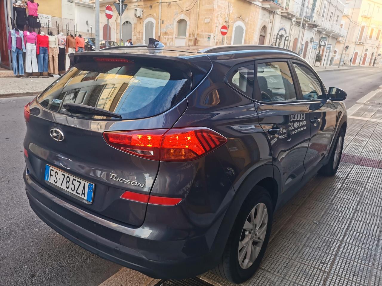 Hyundai Tucson 1.6 CRDi XTech 115 CV FULL