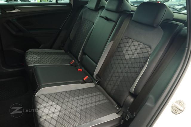 VOLKSWAGEN Tiguan 2.0 TDI 150 CV SCR DSG R-Line