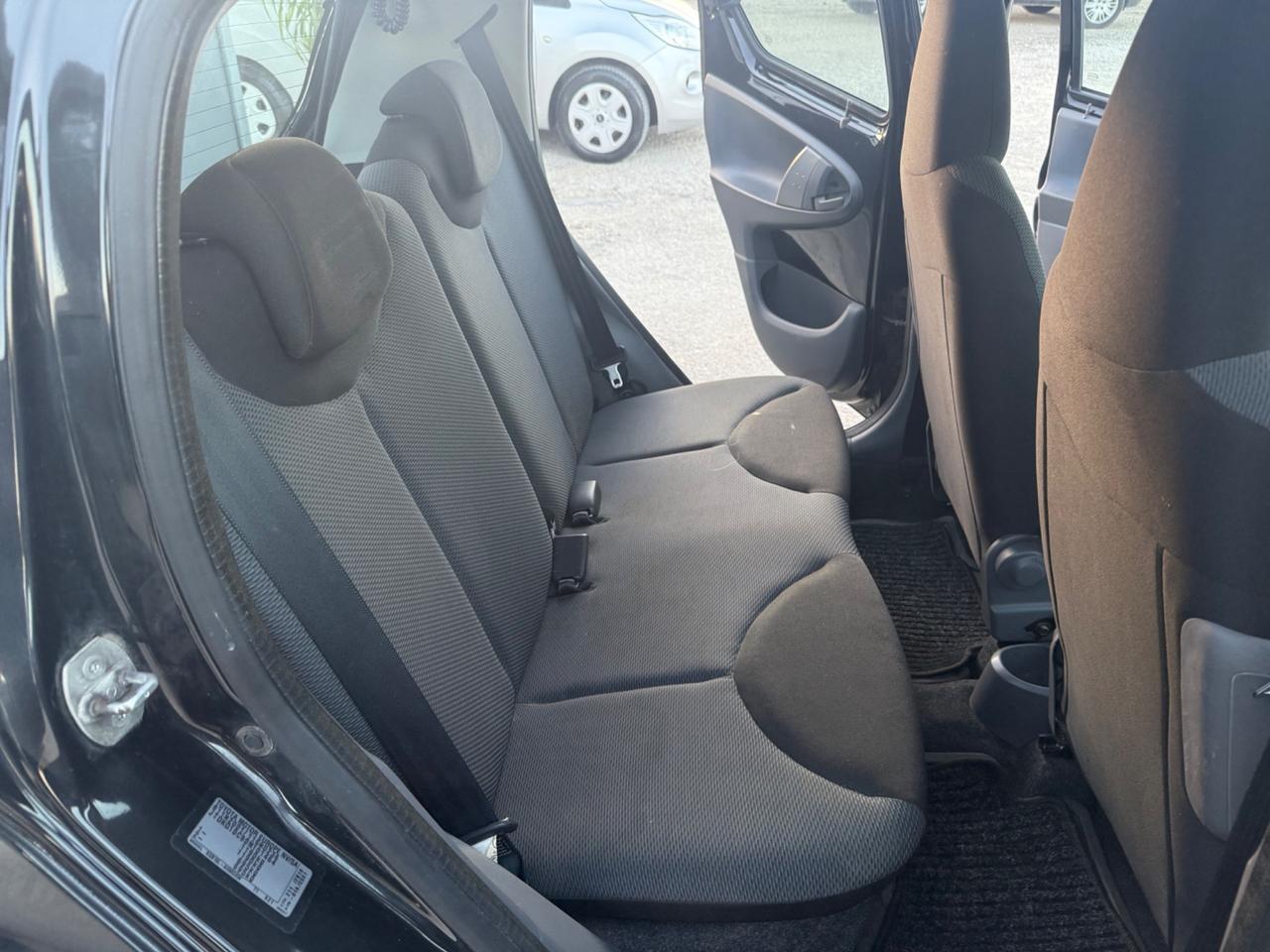 Toyota Aygo 1.0 12V VVT-i 5 porte Sol