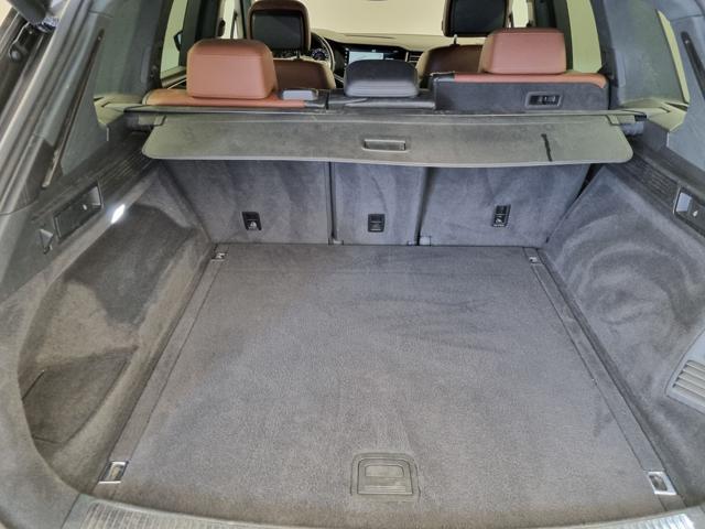 VOLKSWAGEN Touareg 3.0 V6 TDI SCR Elegance