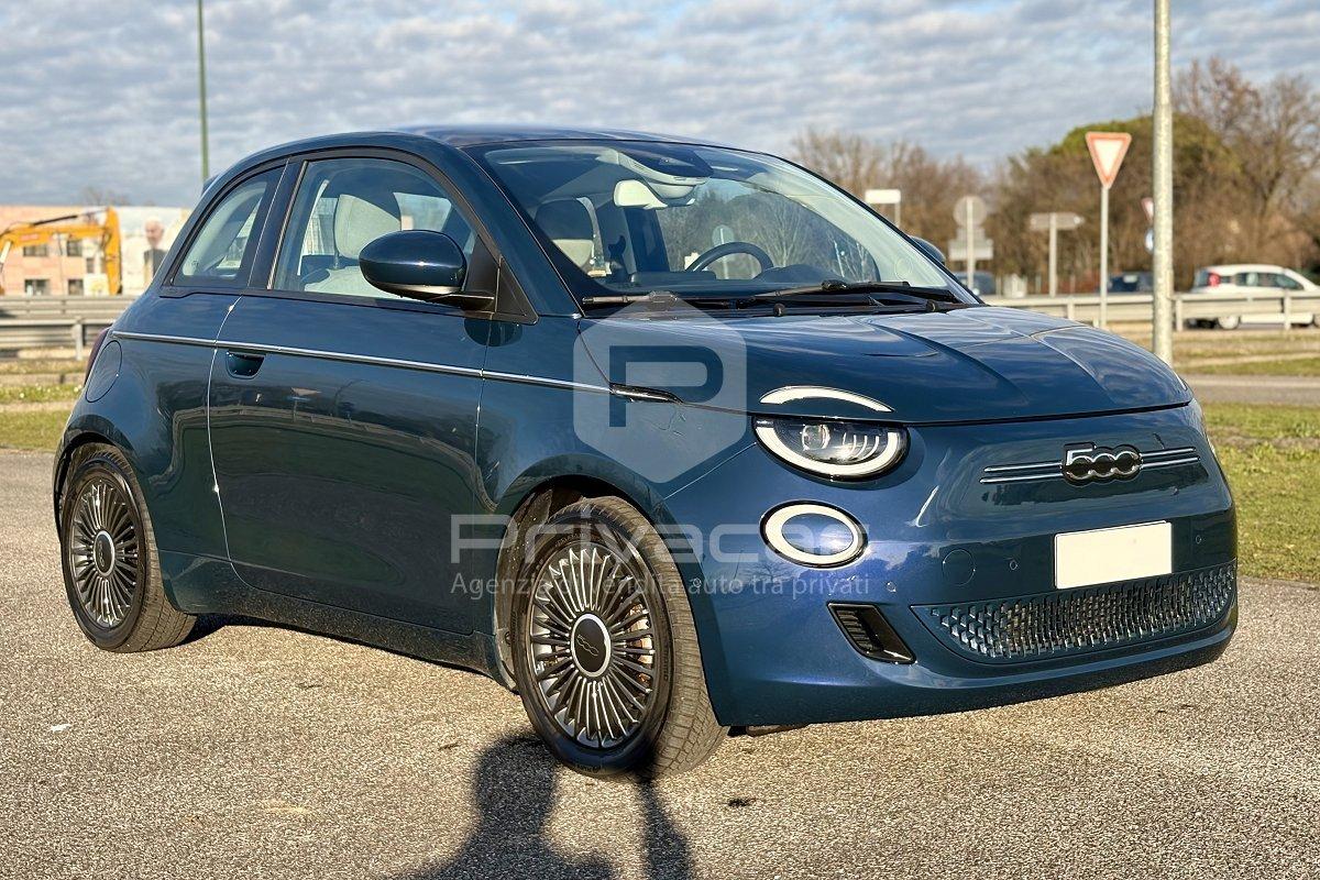FIAT 500e Berlina 42 kWh Icon