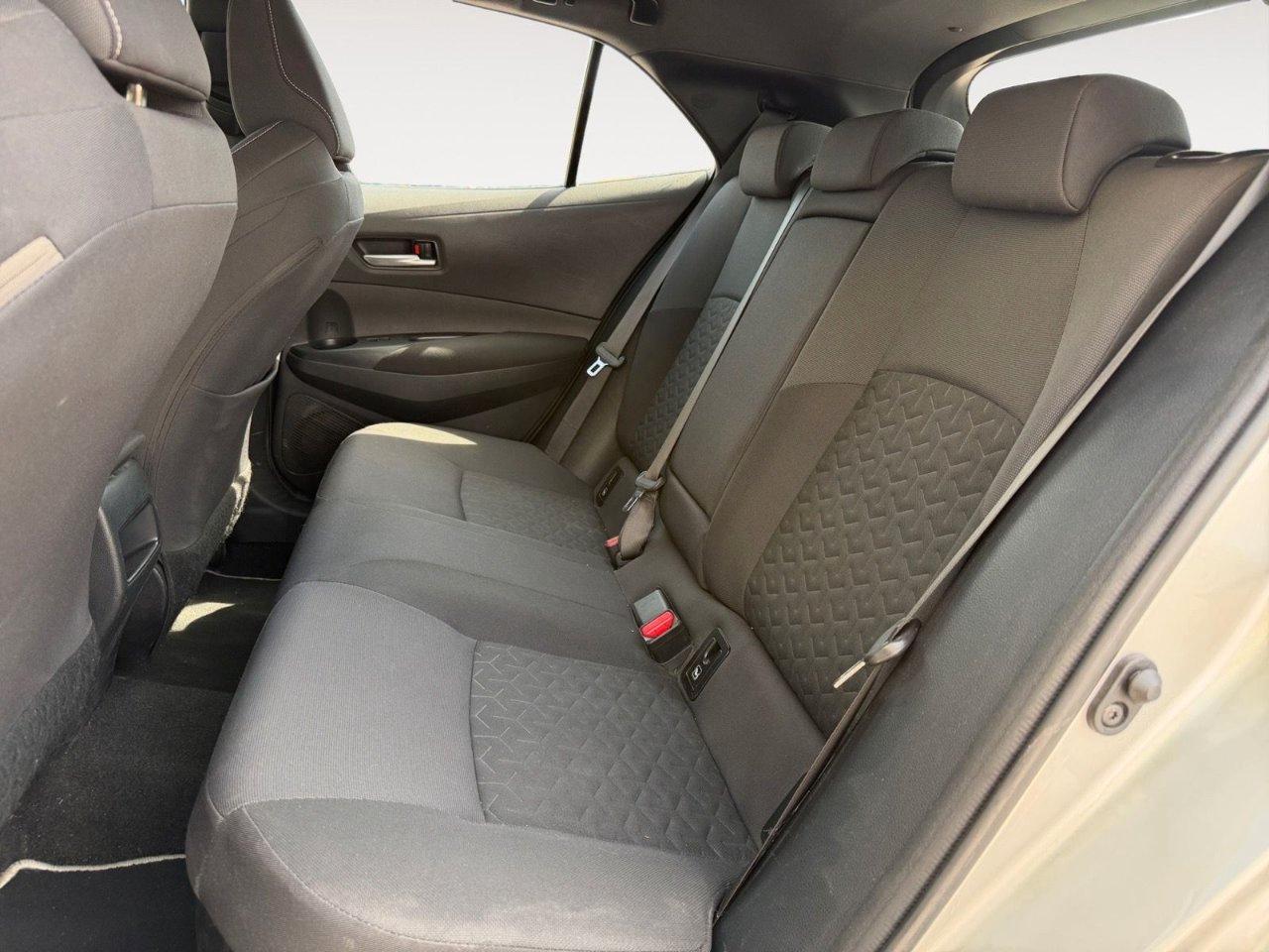 Toyota Corolla 1.8h Business cvt